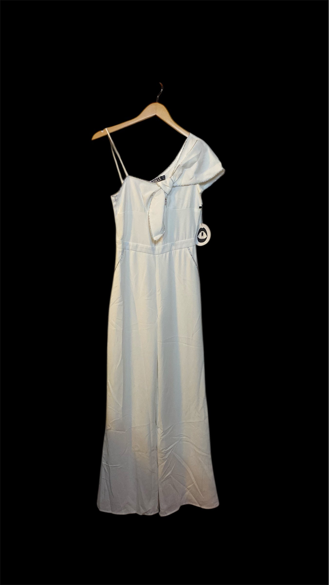 Bold & Elegant Pantsuit perfect for that special occasion