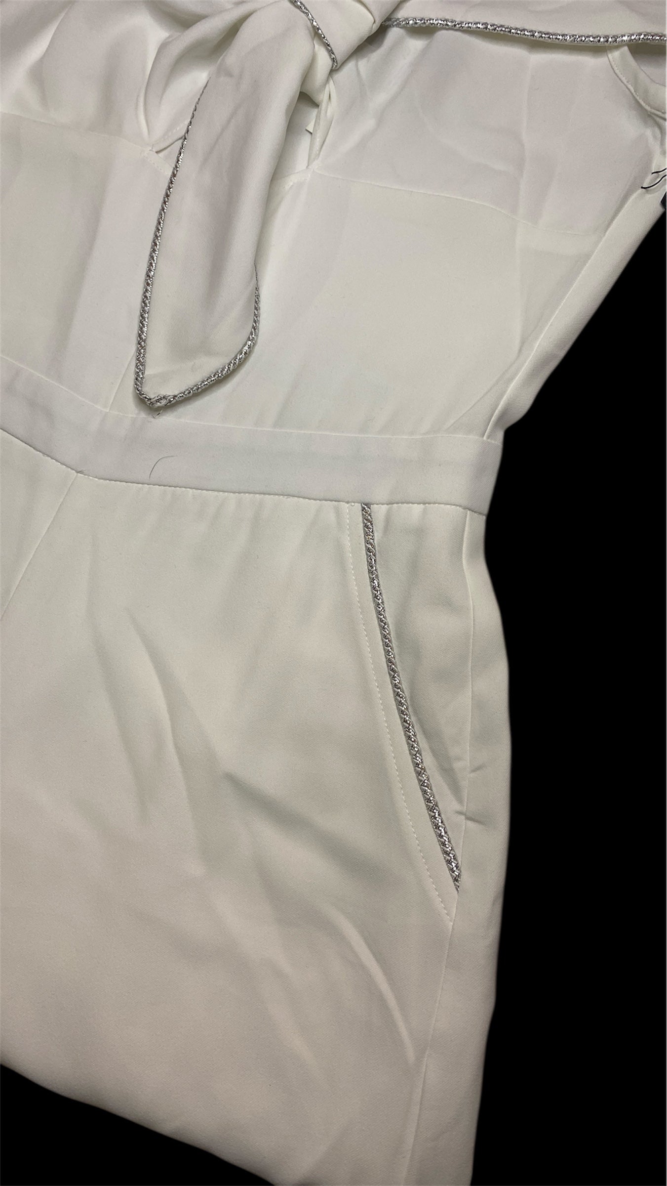 Bold & Elegant Pantsuit perfect for that special occasion